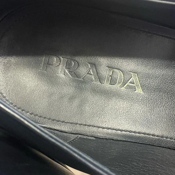 LUXURY PRADA LOGO BUSINESS SHOES 4D2793 BLACK LEATHER, Size 9, EUC, W/COA - Picture 7 of 8